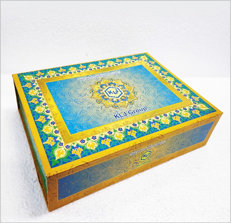 Rigid packaging box 